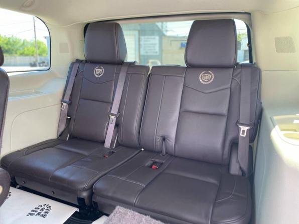 Cadillac Escalade III с пробегом 2011 года, цена 2 080 000 рублей, 213187 км, внедорожник, Автокод Объявления