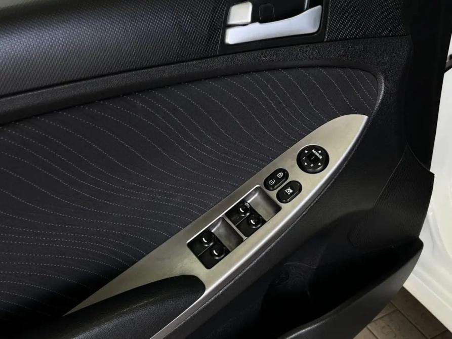 Hyundai Solaris I Рестайлинг Волгоград  - изображение 10