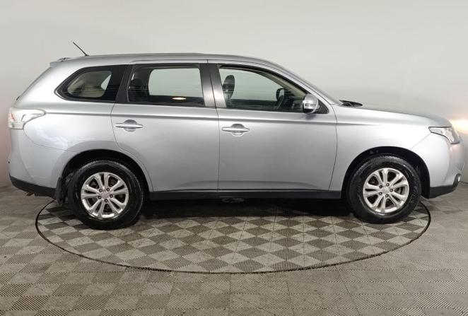 Mitsubishi Outlander III с пробегом 2012 года, цена 1 210 000 рублей, 139922 км, внедорожник, Автокод Объявления