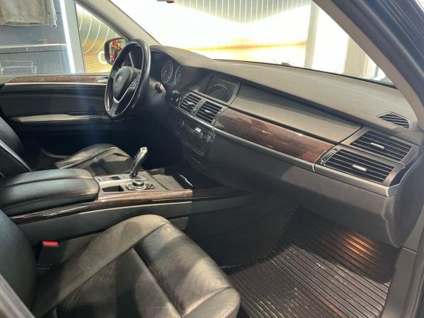 BMW X5 II (E70) Рестайлинг с пробегом 2010 года, цена 1 799 000 рублей, 152000 км, внедорожник, Автокод Объявления