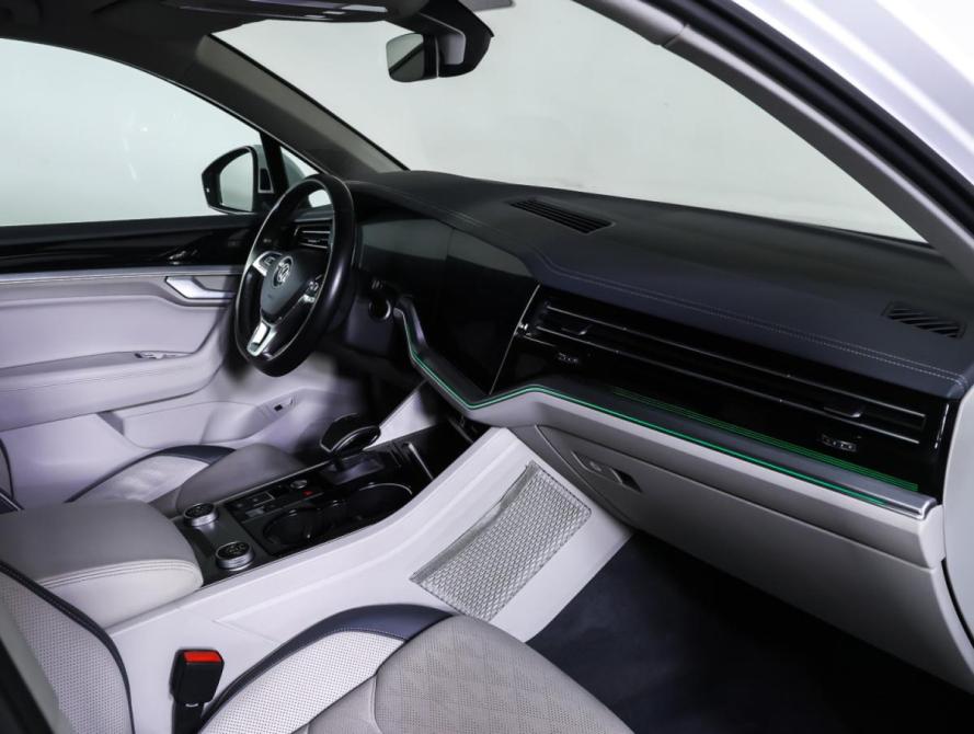 Volkswagen Touareg III Москва  - изображение 14