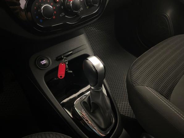 Renault Kaptur I с пробегом 2018 года, цена 1 389 000 рублей, 79897 км, внедорожник, Автокод Объявления