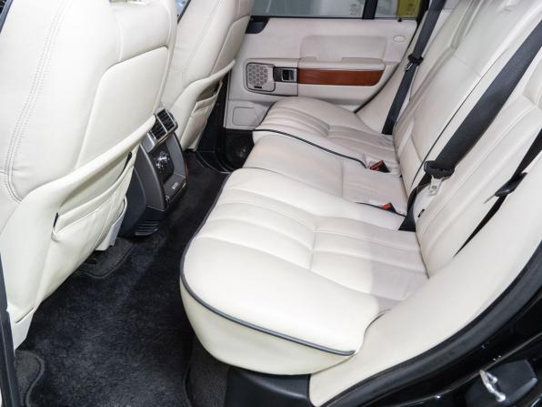 Land Rover Range Rover III Рестайлинг 2 с пробегом 2010 года, цена 1 849 000 рублей, 213296 км, внедорожник, Автокод Объявления