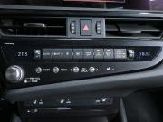 Lexus ES VII Рестайлинг Москва  - изображение 35