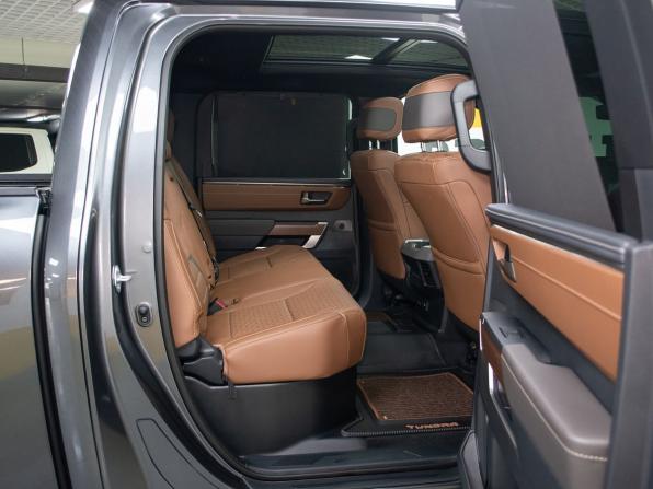 Toyota Tundra III с пробегом 2026 года, цена 10 799 000 рублей, 54 км, offers.body_type.unknown, Автокод Объявления