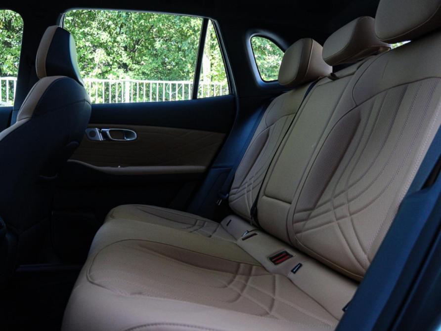Geely Galaxy Starship 7 Москва  - изображение 9