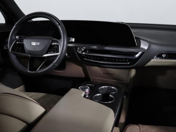 Cadillac Lyriq с пробегом 2023 года, цена 8 300 000 рублей, 5060 км, внедорожник, Автокод Объявления