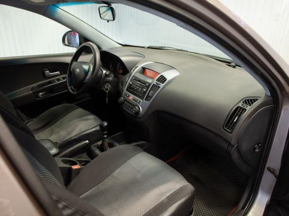 Kia Ceed I с пробегом 2008 года, цена 545 000 рублей, 252193 км, хэтчбек, Автокод Объявления