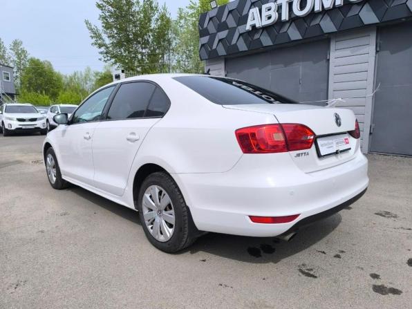 Volkswagen Jetta VI Рестайлинг с пробегом 2014 года, цена 700 647 рублей, 184540 км, седан, Автокод Объявления