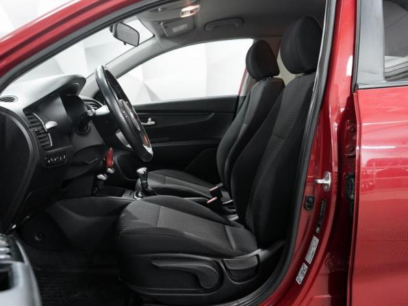 Kia Rio IV с пробегом 2018 года, цена 1 527 000 рублей, 106887 км, хэтчбек, Автокод Объявления
