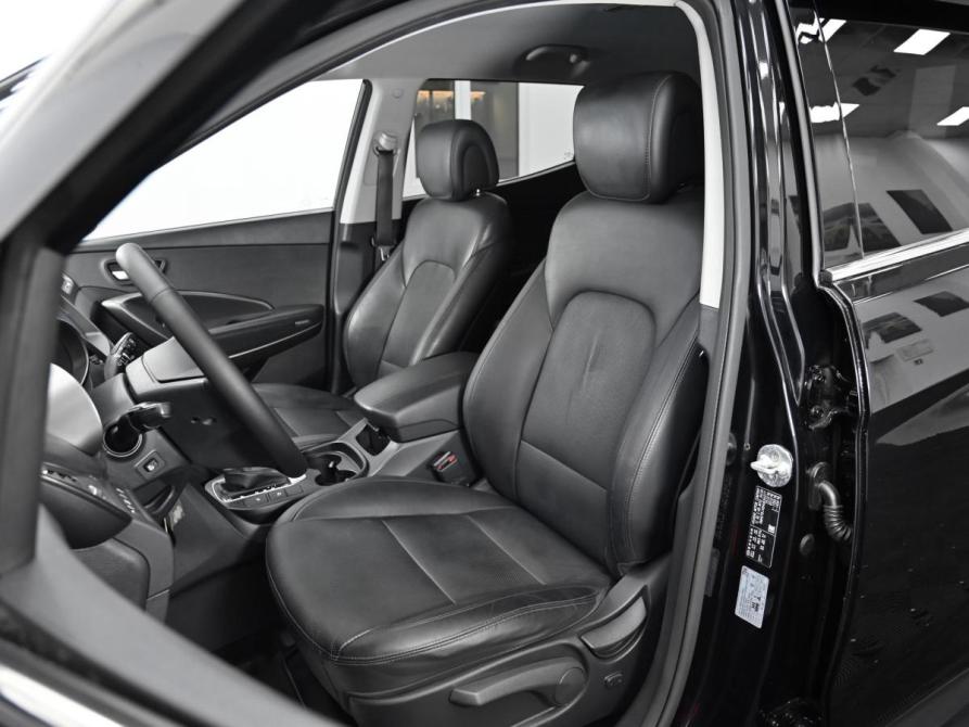 Hyundai Santa Fe III Рестайлинг Москва  - изображение 13