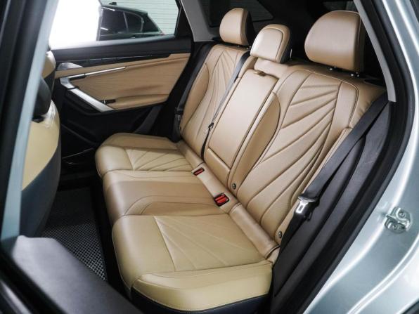 Geely Atlas II с пробегом 2022 года, цена 2 549 000 рублей, 64907 км, внедорожник, Автокод Объявления