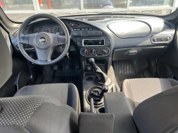 Chevrolet Niva I Рестайлинг с пробегом 2015 года, цена 580 000 рублей, 109000 км, внедорожник, Автокод Объявления