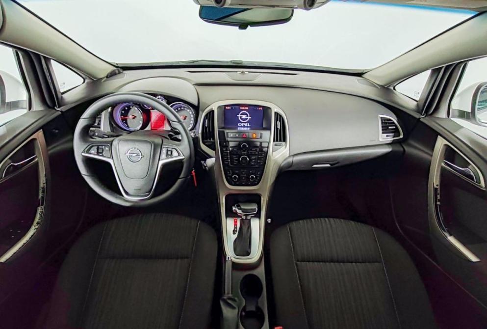 Opel Astra J Ярославль  - изображение 10