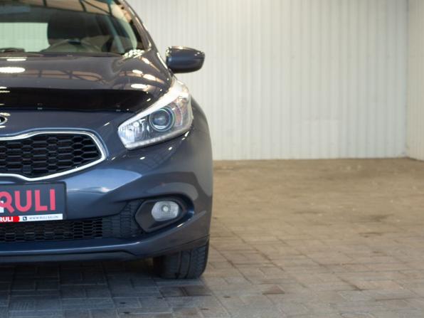 Kia Ceed II Рестайлинг с пробегом 2015 года, цена 1 085 000 рублей, 179363 км, хэтчбек, Автокод Объявления