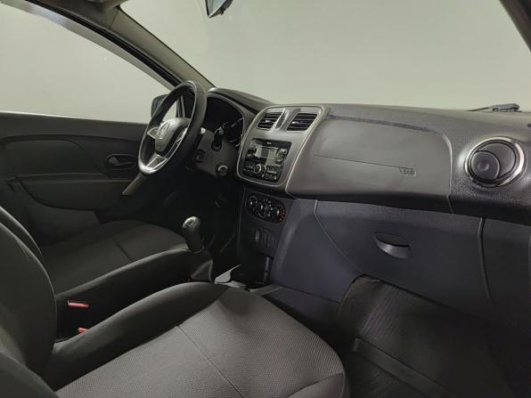 Renault Logan II Рестайлинг с пробегом 2020 года, цена 790 000 рублей, 110000 км, седан, Автокод Объявления