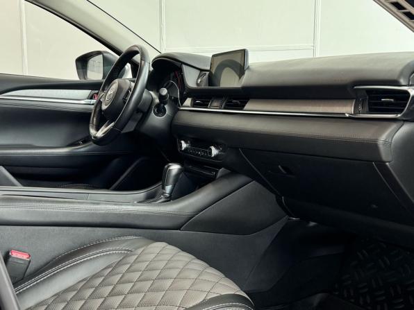Mazda 6 III (GJ) Рестайлинг 2 с пробегом 2020 года, цена 2 199 000 рублей, 129000 км, седан, Автокод Объявления