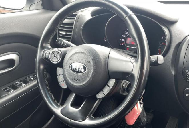 Kia Soul II Рестайлинг с пробегом 2018 года, цена 1 680 000 рублей, 76747 км, хэтчбек, Автокод Объявления
