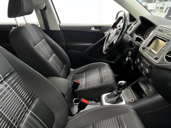 Volkswagen Tiguan I Рестайлинг с пробегом 2016 года, цена 1 690 000 рублей, 159000 км, внедорожник, Автокод Объявления