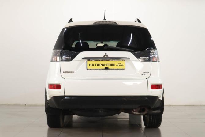 Mitsubishi Outlander II Рестайлинг с пробегом 2011 года, цена 1 279 000 рублей, 204520 км, внедорожник, Автокод Объявления