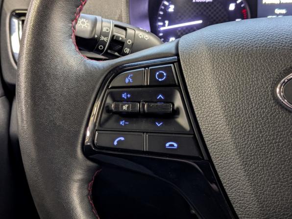 Hyundai Solaris II Рестайлинг с пробегом 2022 года, цена 1 730 000 рублей, 61441 км, седан, Автокод Объявления