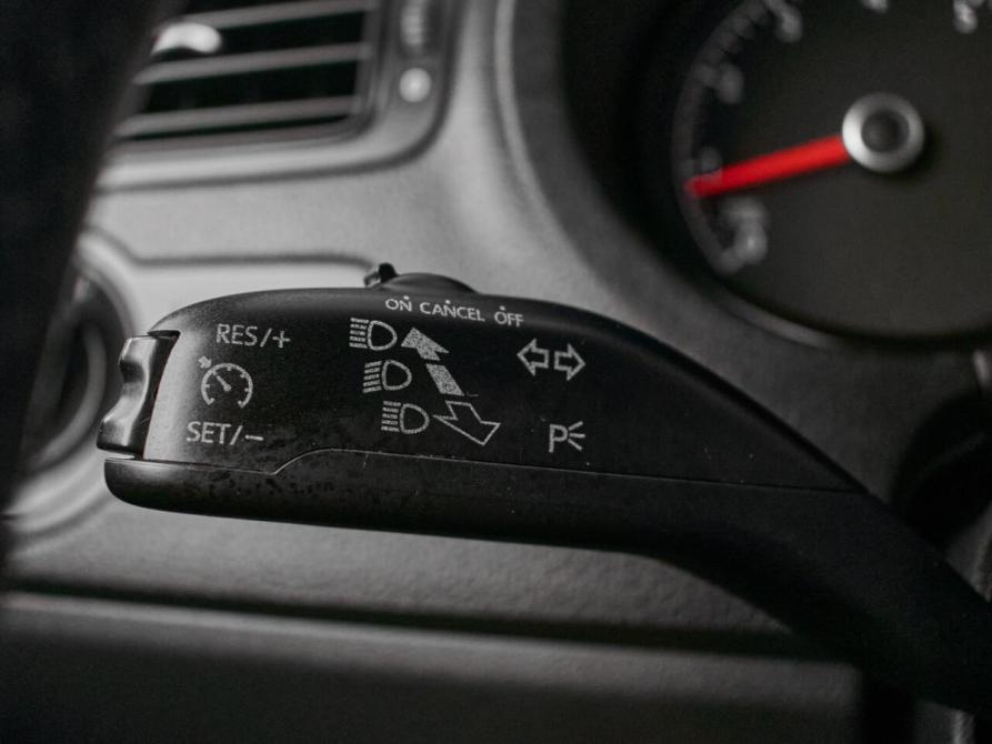 Volkswagen Polo V Рестайлинг Екатеринбург  - изображение 12