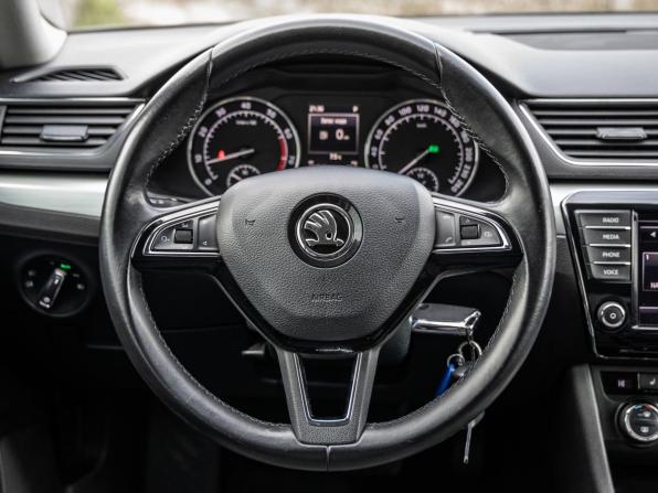 Skoda Superb III с пробегом 2016 года, цена 1 828 000 рублей, 184842 км, лифтбек, Автокод Объявления