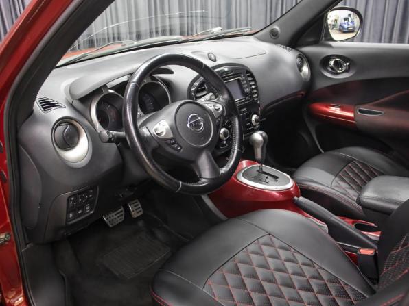 Nissan Juke I с пробегом 2011 года, цена 979 000 рублей, 231688 км, внедорожник, Автокод Объявления