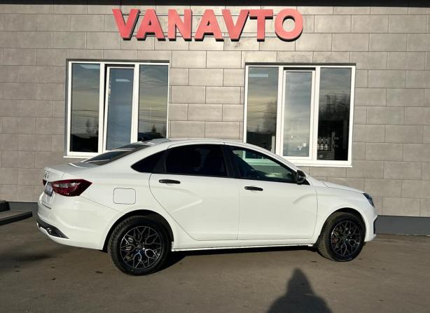 Lada (ВАЗ) Vesta I Рестайлинг (NG) с пробегом 2024 года, цена 1 190 000 рублей, 59571 км, седан, Автокод Объявления