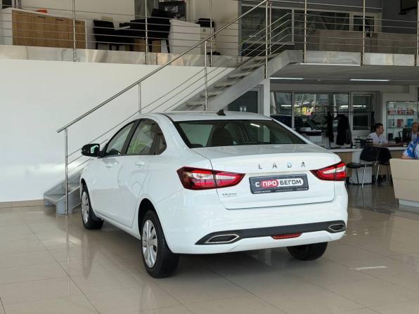 Lada (ВАЗ) Vesta I Рестайлинг (NG) с пробегом 2024 года, цена 1 499 900 рублей, 17000 км, седан, Автокод Объявления