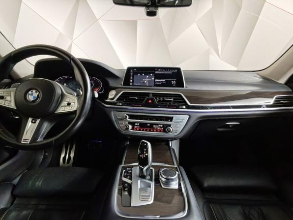 BMW 7 серии VI (G11/G12) Рестайлинг с пробегом 2021 года, цена 6 393 000 рублей, 108127 км, седан, Автокод Объявления