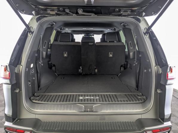 Lexus LX IV с пробегом 2025 года, цена 19 500 000 рублей, 15160 км, внедорожник, Автокод Объявления