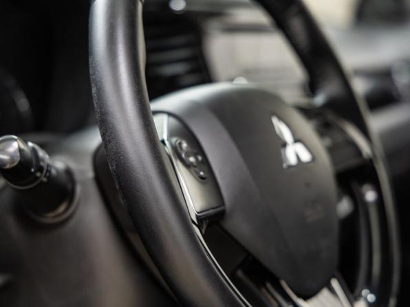 Mitsubishi Outlander III Рестайлинг 3 с пробегом 2019 года, цена 1 998 000 рублей, 150320 км, внедорожник, Автокод Объявления