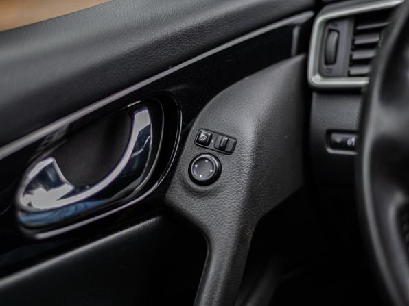 Nissan Qashqai II с пробегом 2017 года, цена 1 399 000 рублей, 195759 км, внедорожник, Автокод Объявления