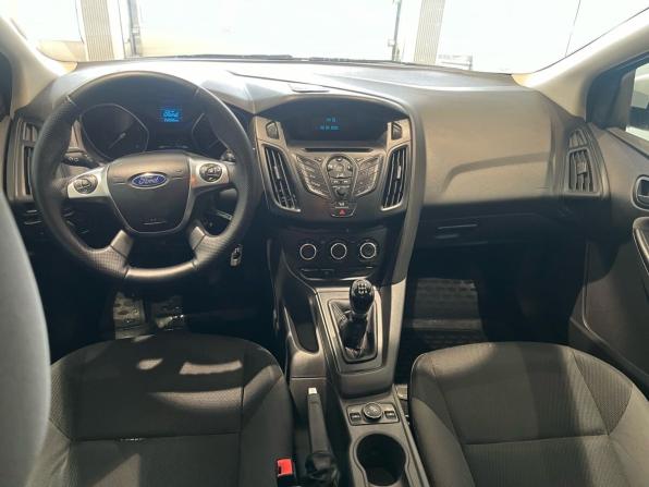 Ford Focus III с пробегом 2013 года, цена 529 000 рублей, 250000 км, седан, Автокод Объявления