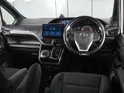 Toyota Esquire I Рестайлинг Ростов-на-Дону  - изображение 28