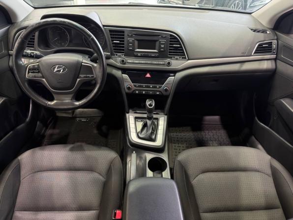 Hyundai Elantra VI (AD) с пробегом 2017 года, цена 1 659 900 рублей, 92000 км, седан, Автокод Объявления