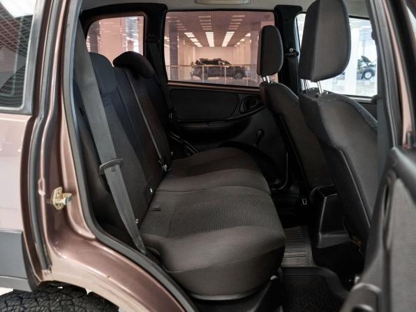 Chevrolet Niva I Рестайлинг с пробегом 2016 года, цена 647 000 рублей, 76431 км, внедорожник, Автокод Объявления