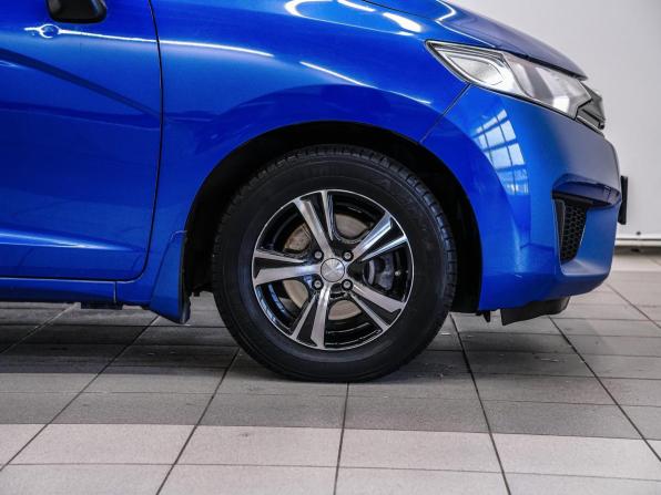 Honda Fit III Рестайлинг с пробегом 2017 года, цена 1 050 000 рублей, 142305 км, хэтчбек, Автокод Объявления