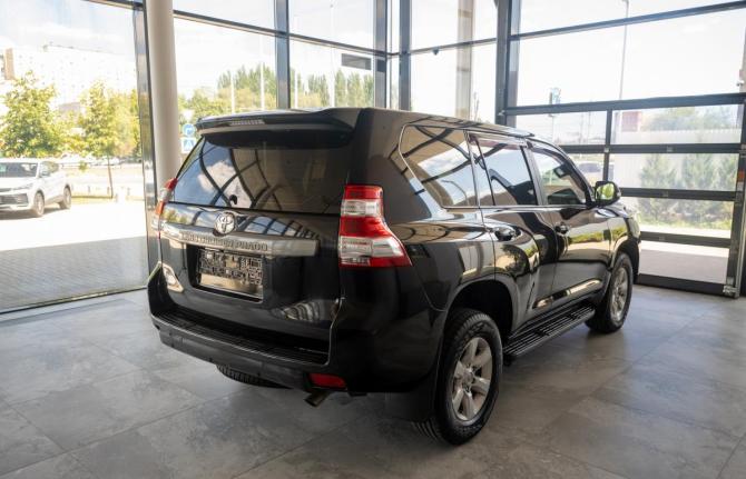 Toyota Land Cruiser Prado 150 Series Рестайлинг 1 с пробегом 2016 года, цена 4 200 000 рублей, 195569 км, внедорожник, Автокод Объявления