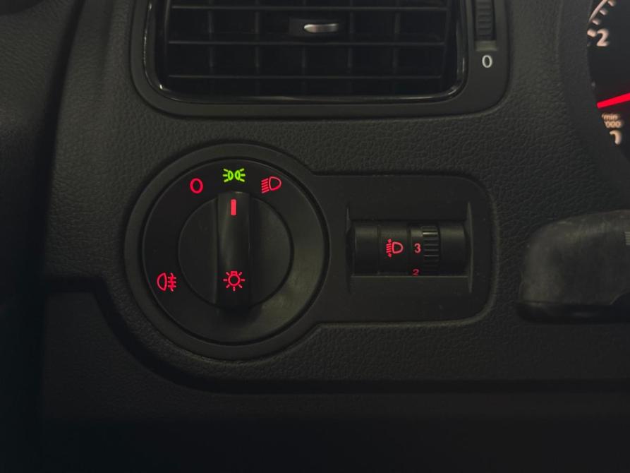 Volkswagen Polo V Рестайлинг Оренбург  - изображение 11