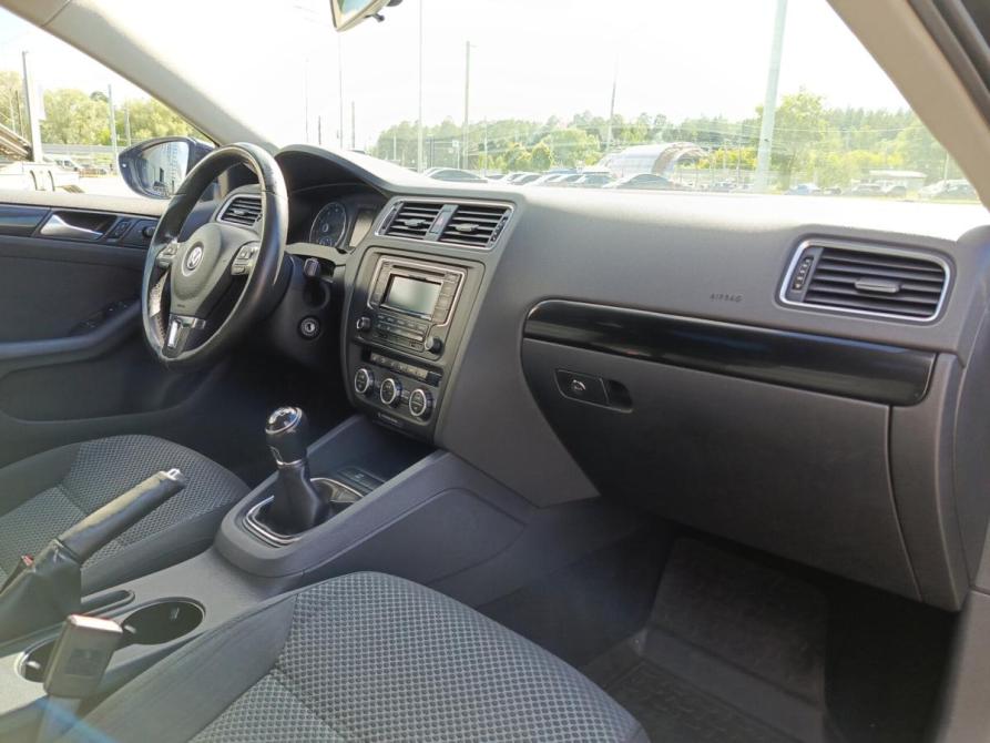 Volkswagen Jetta VI Рестайлинг Йошкар-Ола  - изображение 13