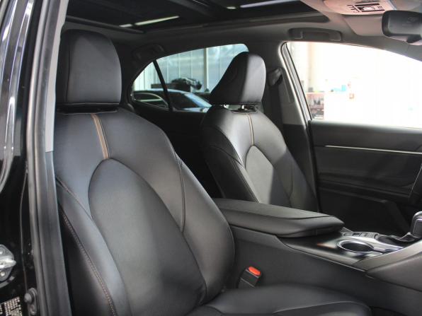 Toyota Camry VIII (XV70) Рестайлинг с пробегом 2023 года, цена 3 750 000 рублей, 30000 км, седан, Автокод Объявления