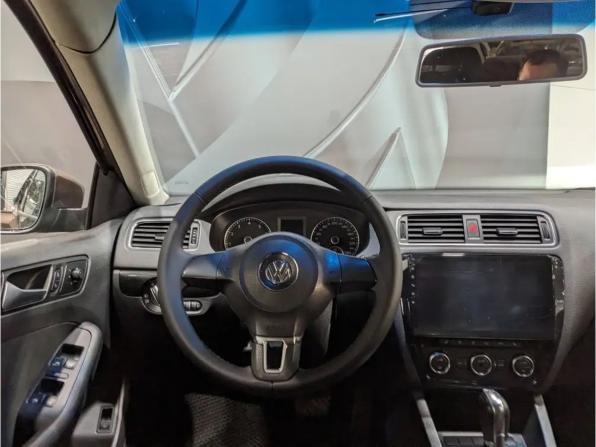 Volkswagen Jetta VI с пробегом 2013 года, цена 835 000 рублей, 256000 км, седан, Автокод Объявления
