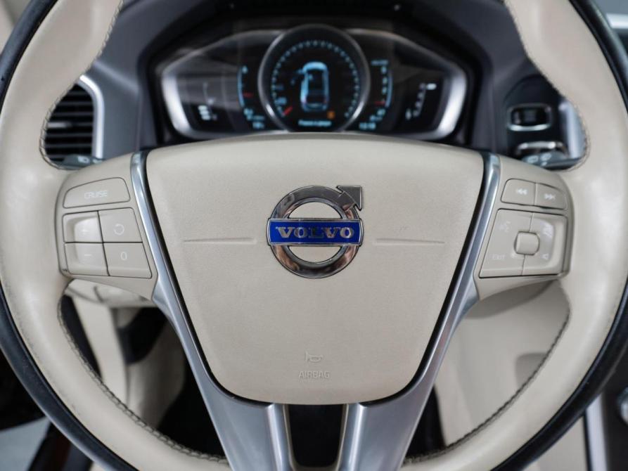 Volvo XC60 I Рестайлинг Тюмень  - изображение 12