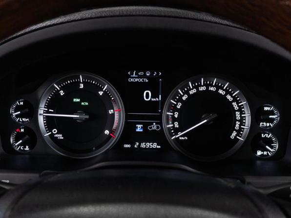 Toyota Land Cruiser 200 Series Рестайлинг 2 с пробегом 2016 года, цена 6 050 000 рублей, 216958 км, внедорожник, Автокод Объявления