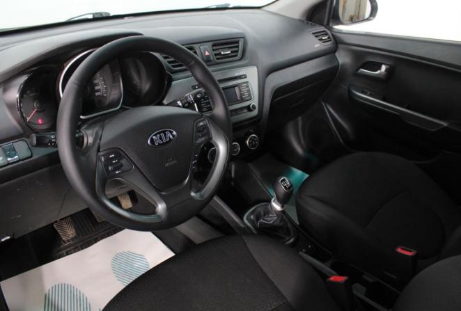 Kia Rio IV с пробегом 2017 года, цена 950 000 рублей, 96225 км, седан, Автокод Объявления