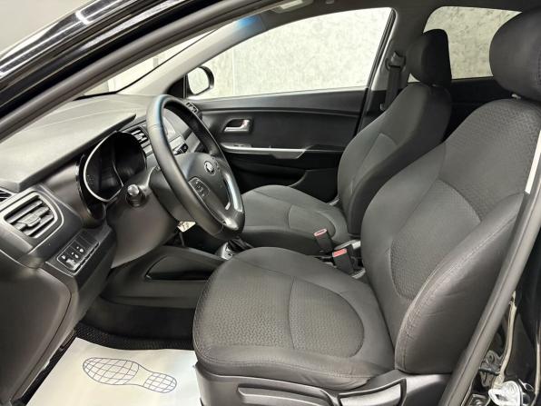 Kia Rio III Рестайлинг с пробегом 2016 года, цена 1 195 000 рублей, 144676 км, седан, Автокод Объявления