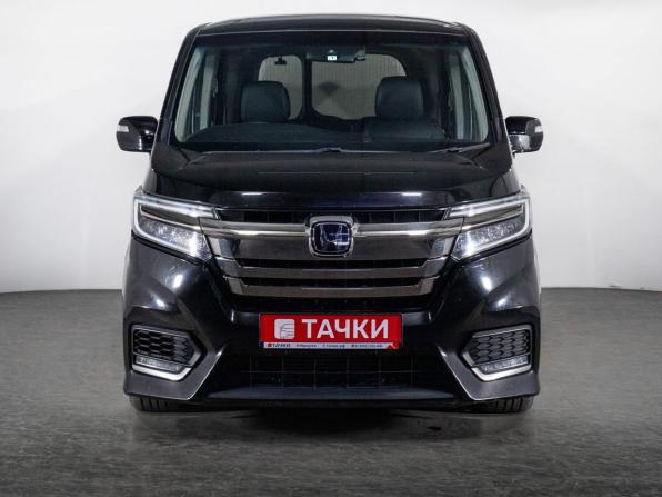 Honda Stepwgn V Рестайлинг с пробегом 2019 года, цена 2 195 000 рублей, 76109 км, минивэн, Автокод Объявления