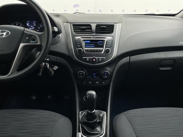 Hyundai Solaris I Рестайлинг с пробегом 2016 года, цена 940 000 рублей, 186386 км, седан, Автокод Объявления